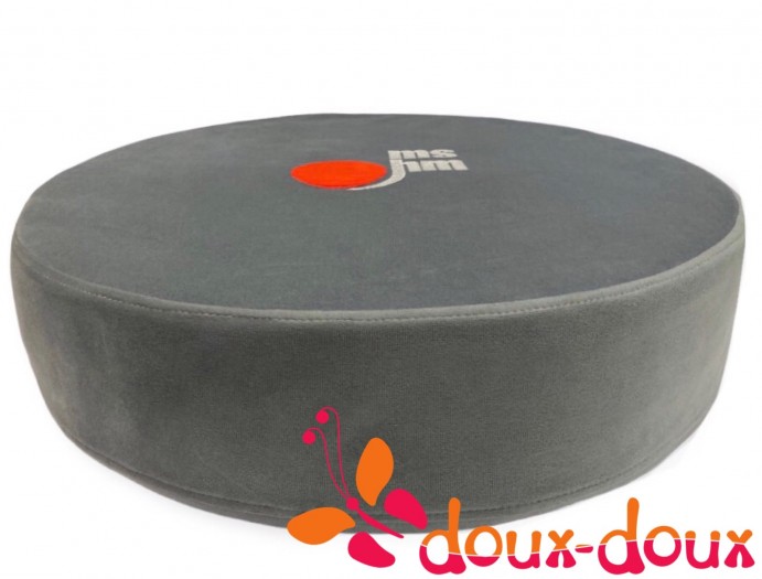 Nietypowe wyzwanie na poduchy z Muzeum Starożytnego Hutnictwa